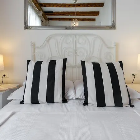 Διαμέρισμα Premium *